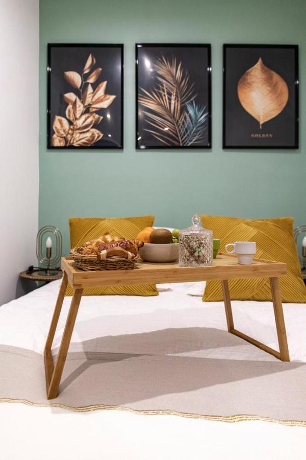 Studio Cosy Au Coeur De L'Ecusson - Arenes A 2 Min Nimes Exterior foto